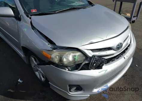 2012 Toyota Corolla S из США, поврежденный, VIN 2T1BU4EE5CC825213